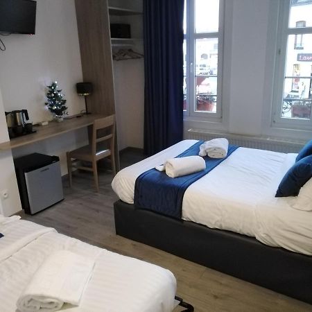 Les Remparts Hotel La Madelaine-sous-Montreuil Exterior photo